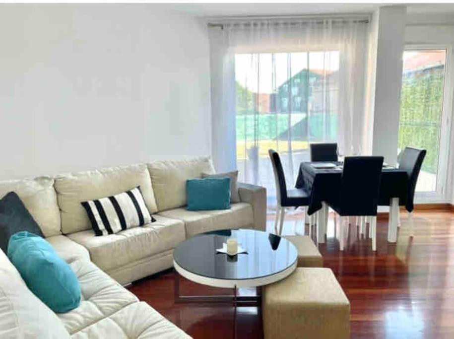 Planta Baja-Jardin-Parking Apartment ซานตานเดร์ ภายนอก รูปภาพ